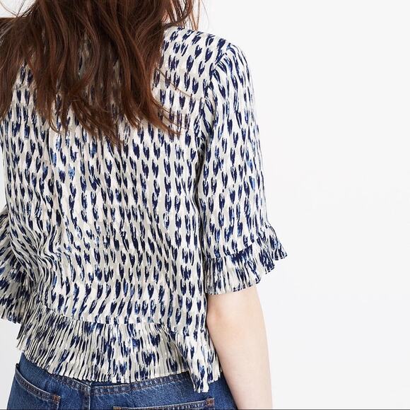 Madewell Sunpleat Lace-Up Top in Painted Feathers size S - Picture 3 of 11